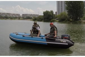 Лодка Ривьера Компакт 3800 НДНД (морская волна/черный)